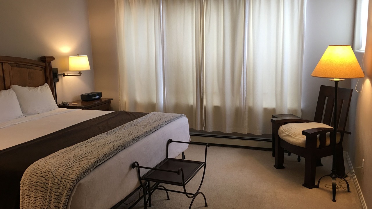 Photo of Bedroom in Edwards