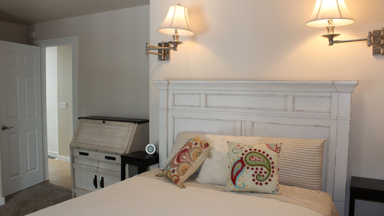 Photo of Bedroom in Divide