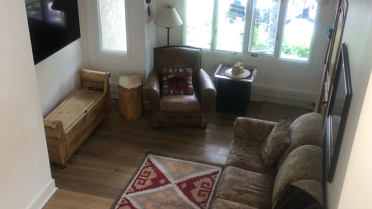 Photo of Livingroom in Vail