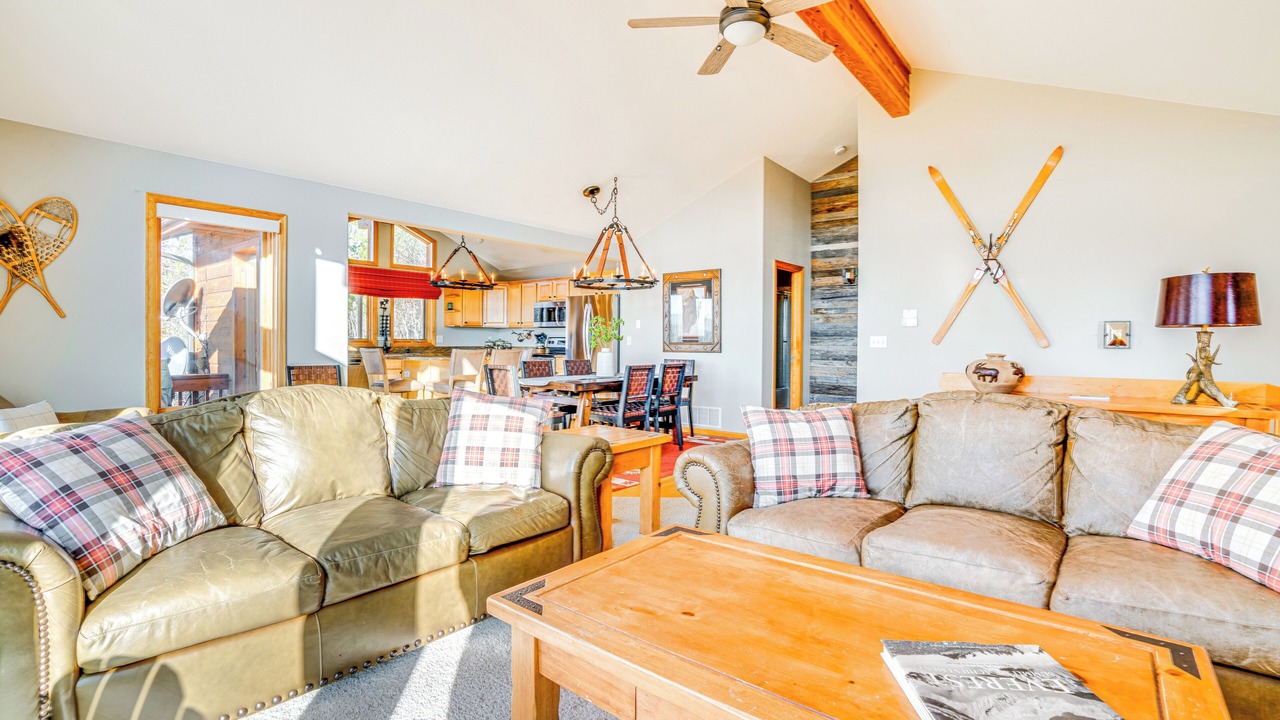 Photo of Livingroom in Fairplay
