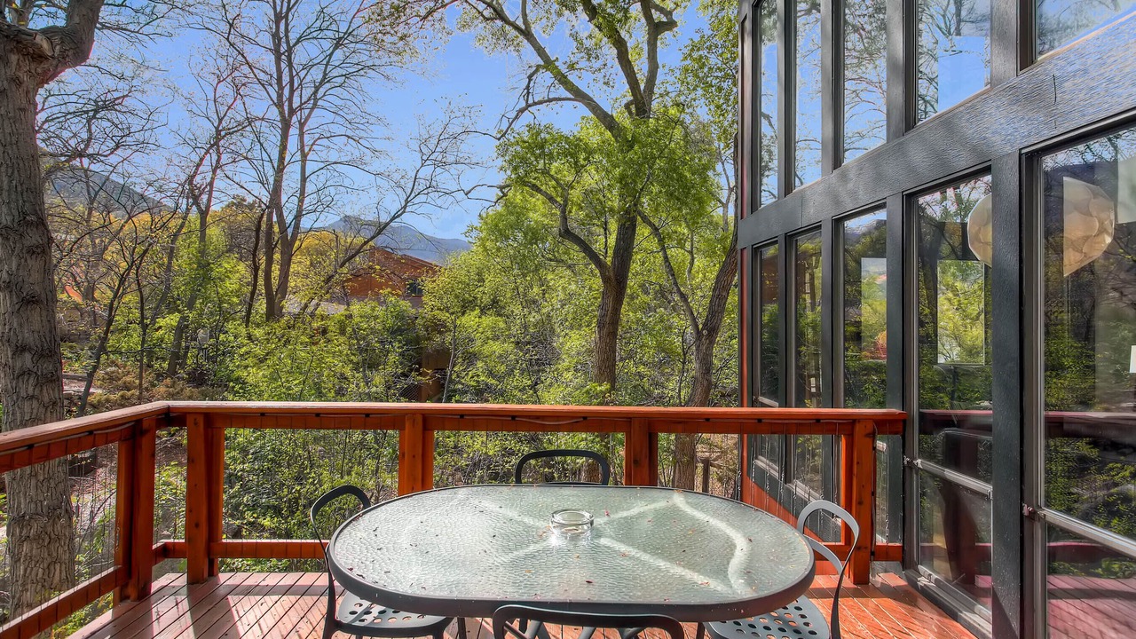 Photo of Outdoor in Manitou Springs