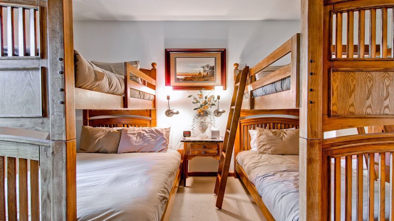 Photo of Bedroom in Avon