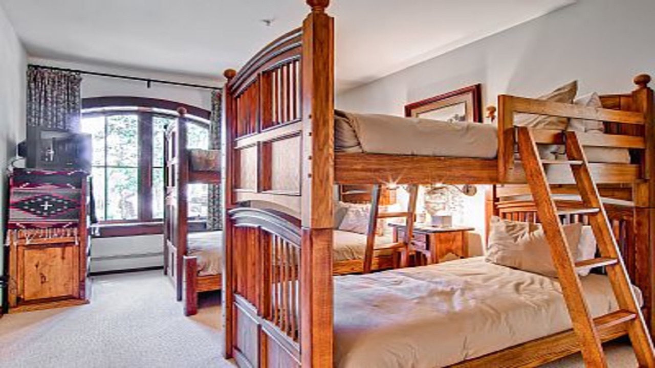 Photo of Bedroom in Avon