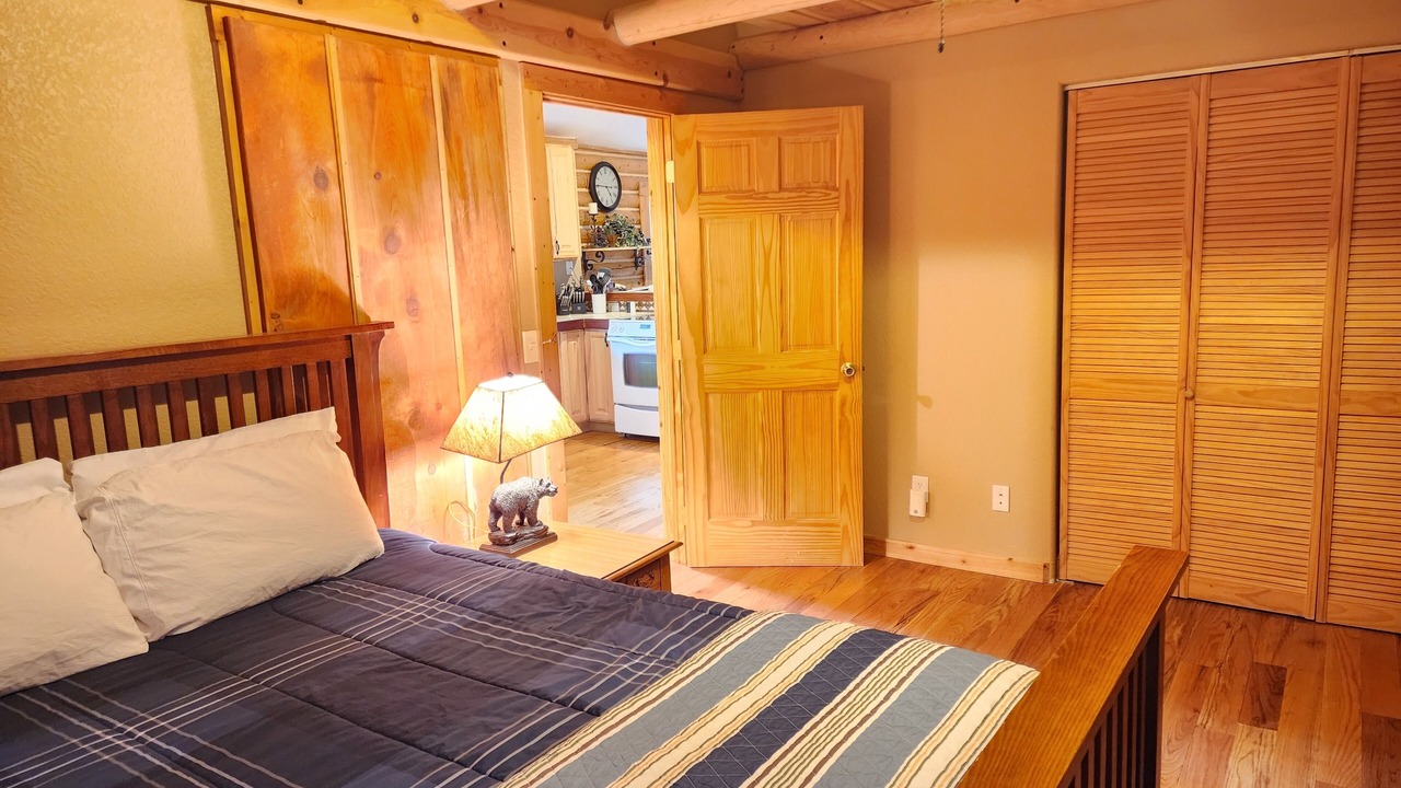 Photo of Bedroom in Rainbow Valley