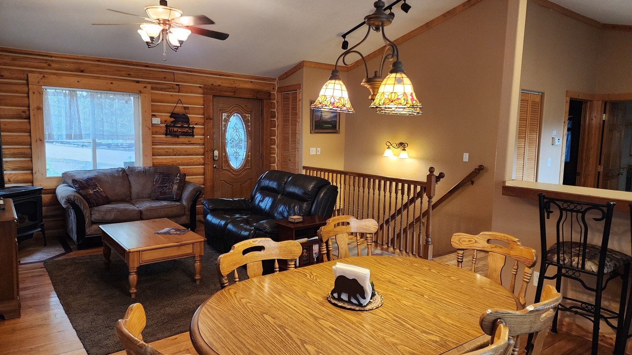 Photo of Livingroom in Rainbow Valley