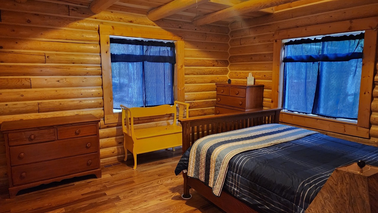 Photo of Bedroom in Rainbow Valley