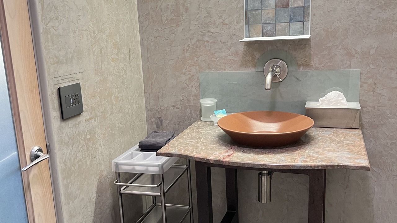Photo of Bathroom in West End
