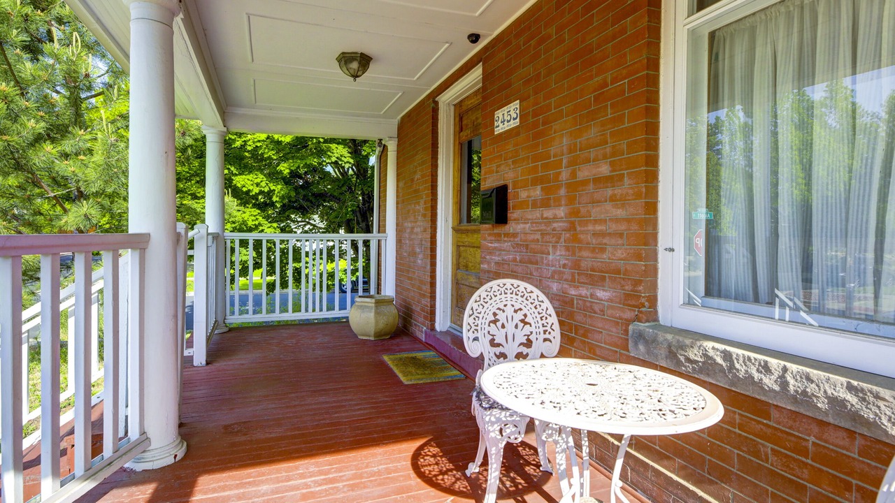 Photo of Outdoor in Sunnyside
