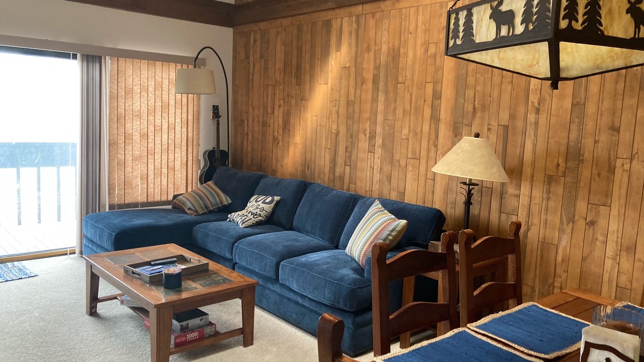 Photo of Livingroom in Fraser
