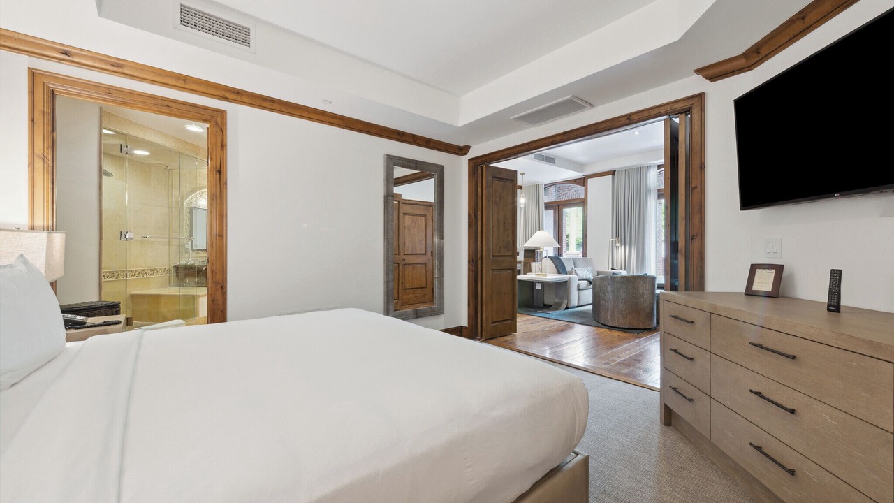 Photo of Bedroom in Downtown