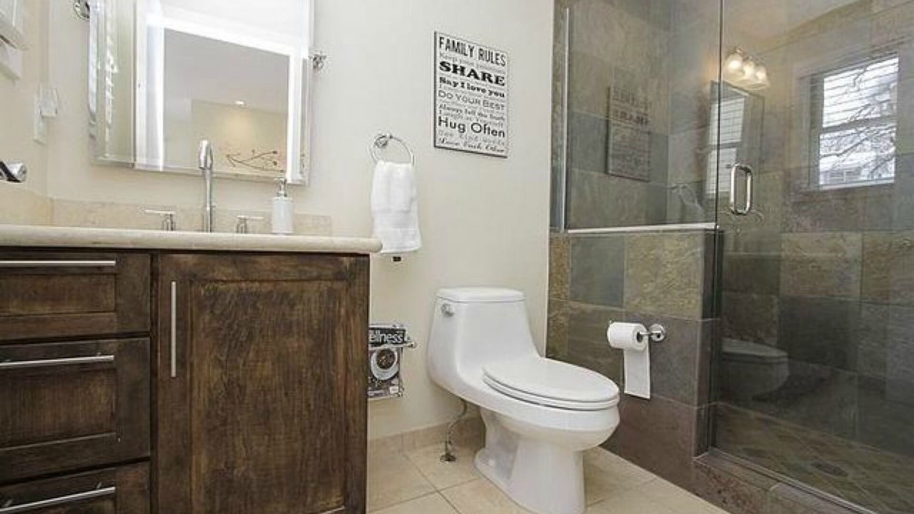 Photo of Bathroom in Interurban Park