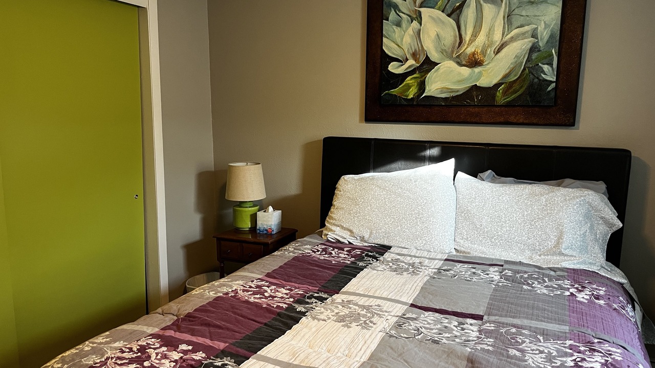 Photo of Bedroom in Scenic Heights