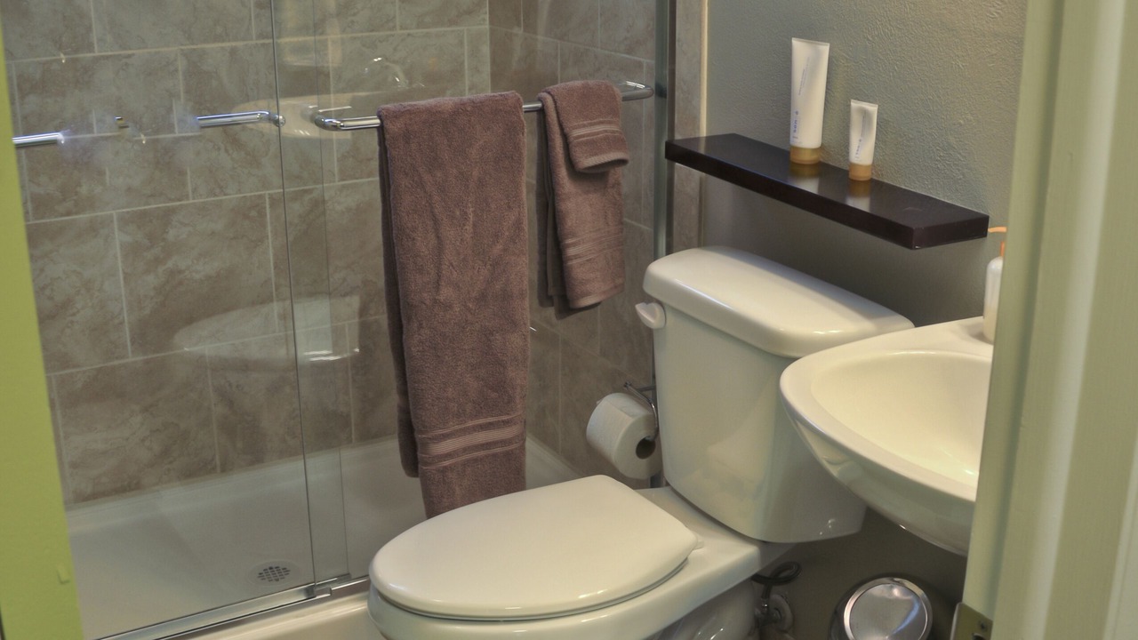 Photo of Bathroom in Scenic Heights