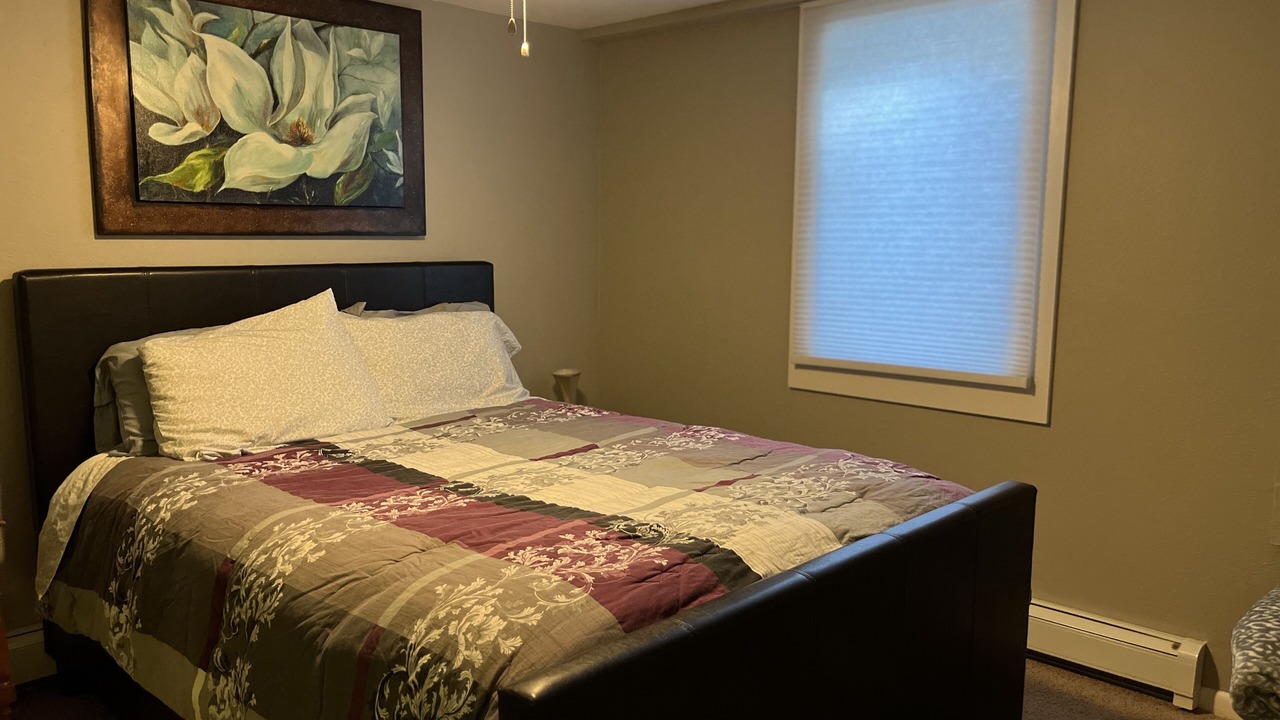 Photo of Bedroom in Scenic Heights