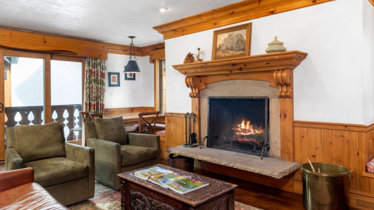 Photo of Livingroom in Vail
