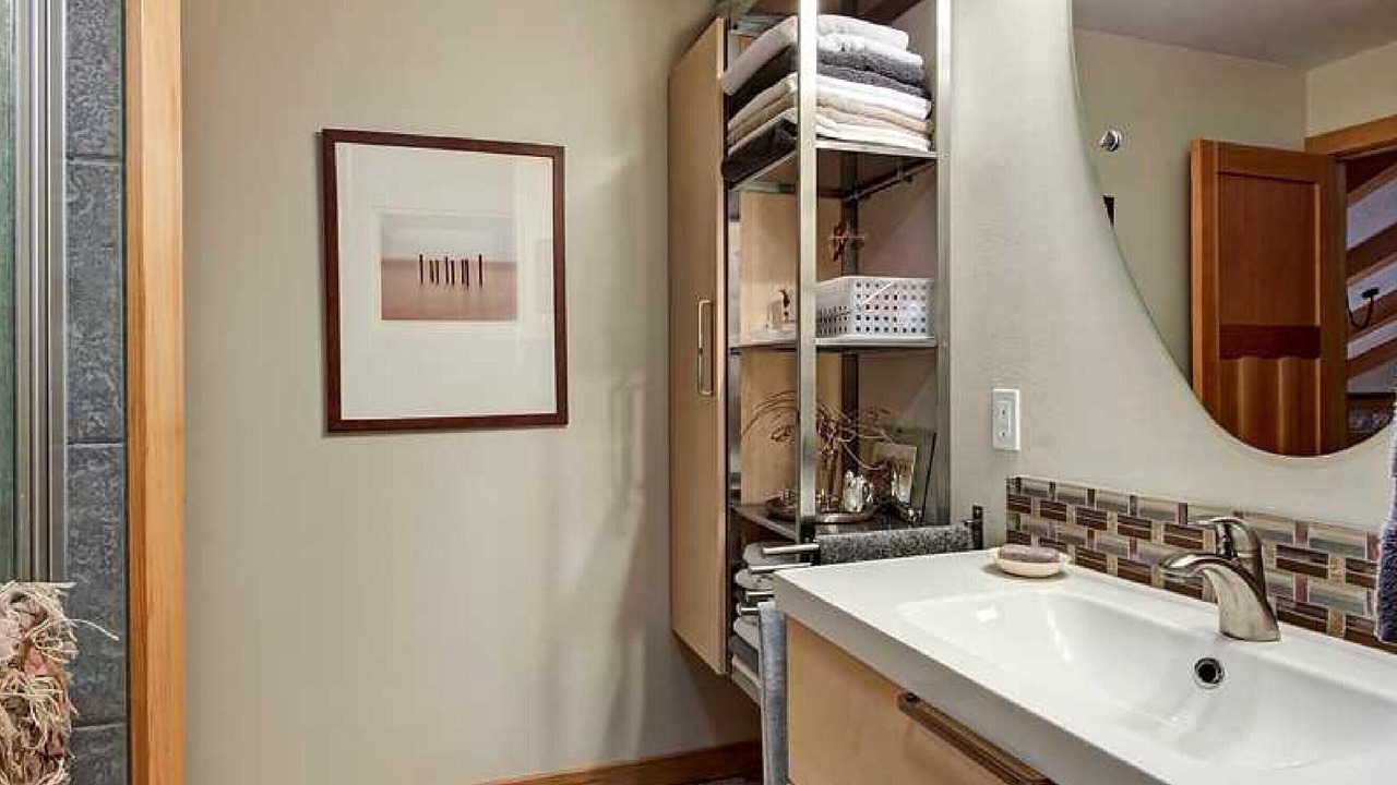 Photo of Bathroom in Historic District