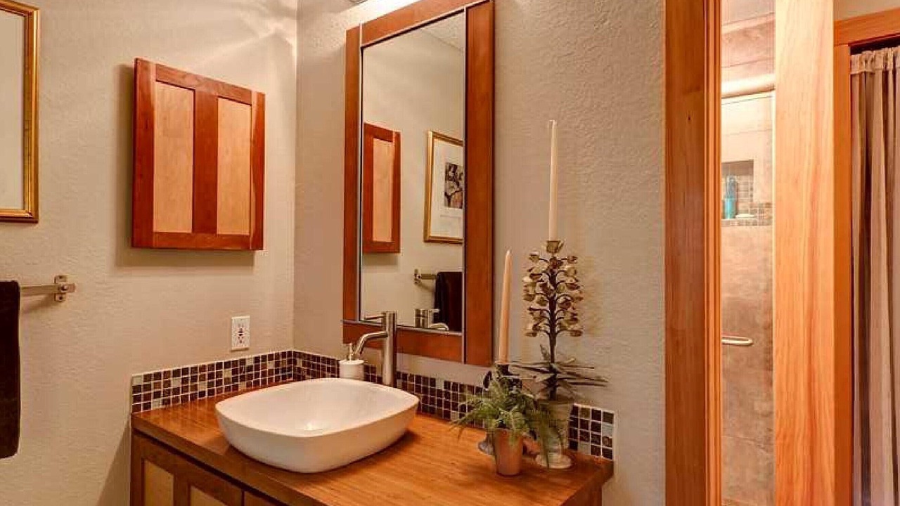 Photo of Bathroom in Historic District