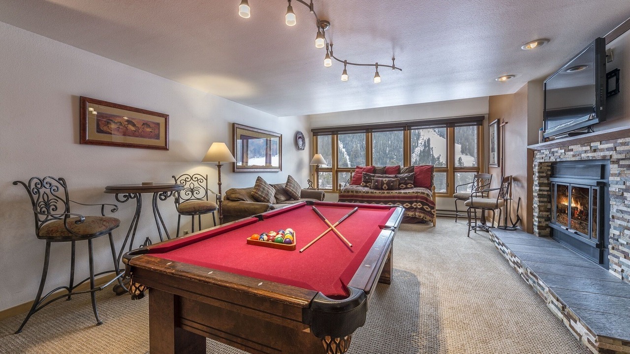 Photo of Livingroom in Mountain House