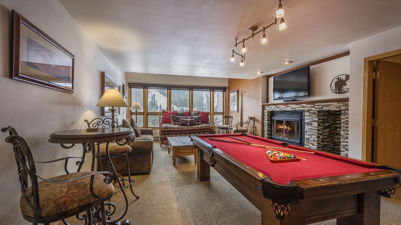 Photo of Livingroom in Mountain House