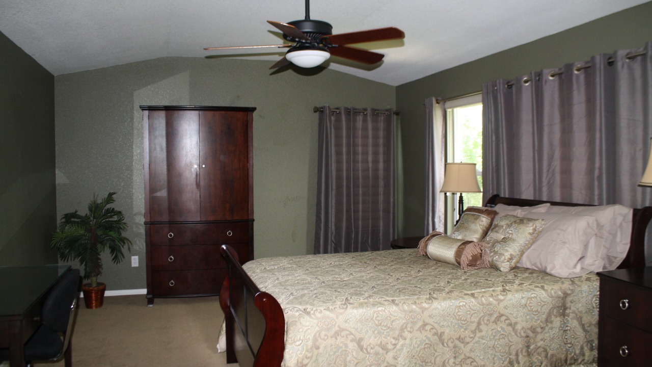 Photo of Bedroom in Westchase