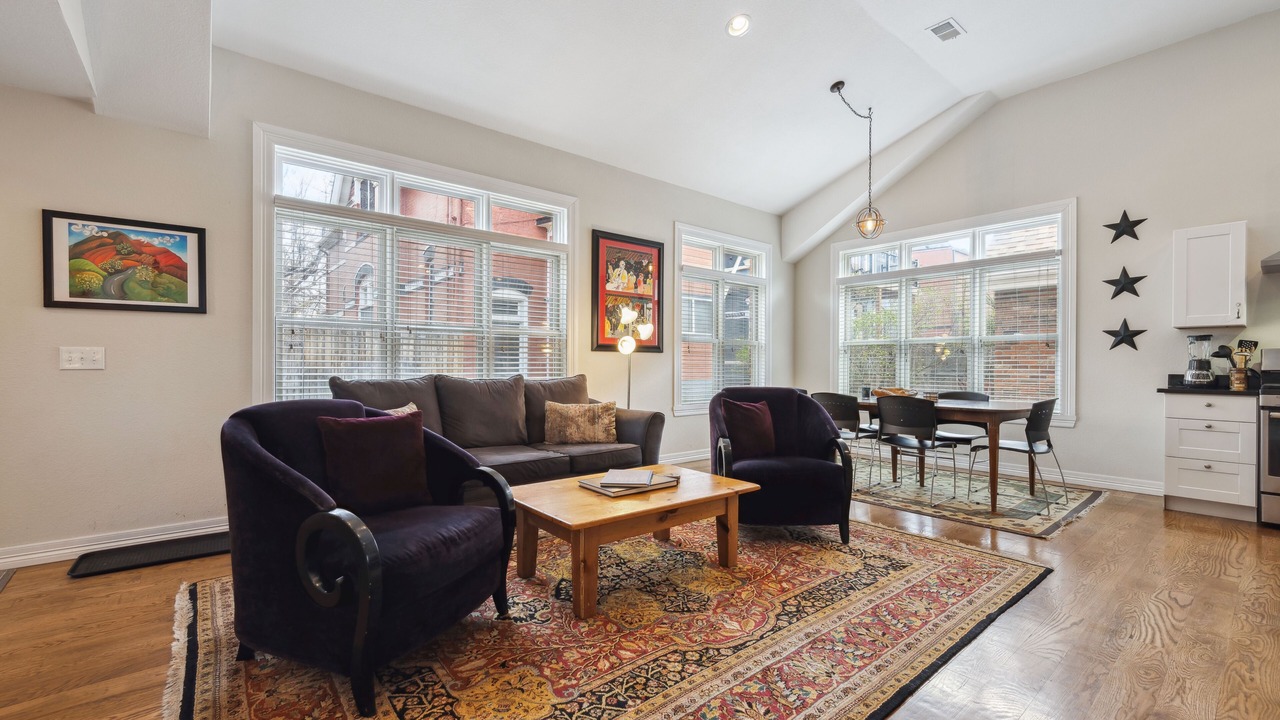Photo of Livingroom in Whittier