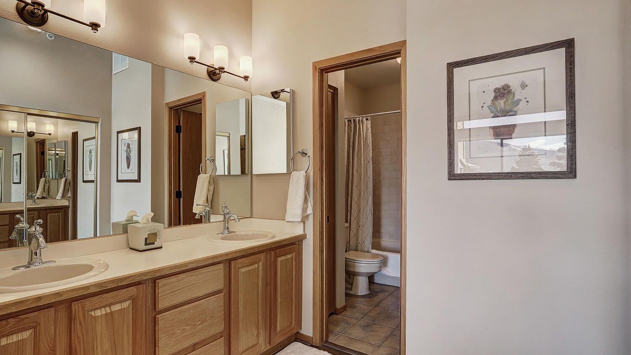 Photo of Bathroom in Frisco