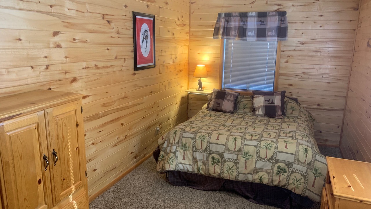 Photo of Bedroom in Columbine Lake
