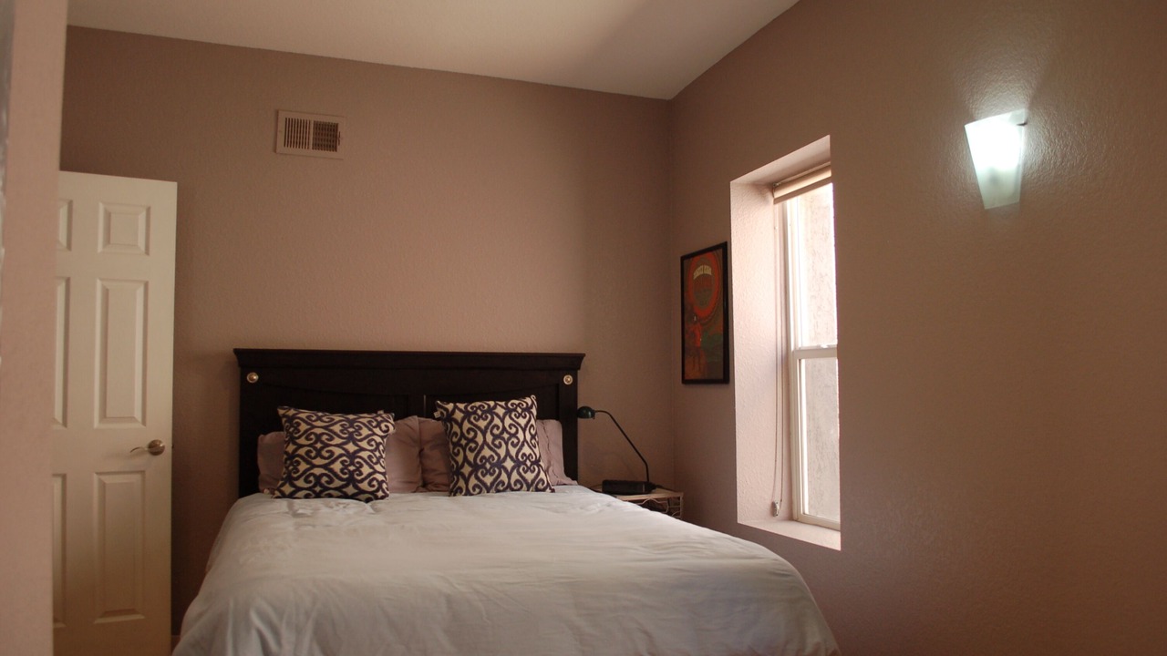 Photo of Bedroom in Cole