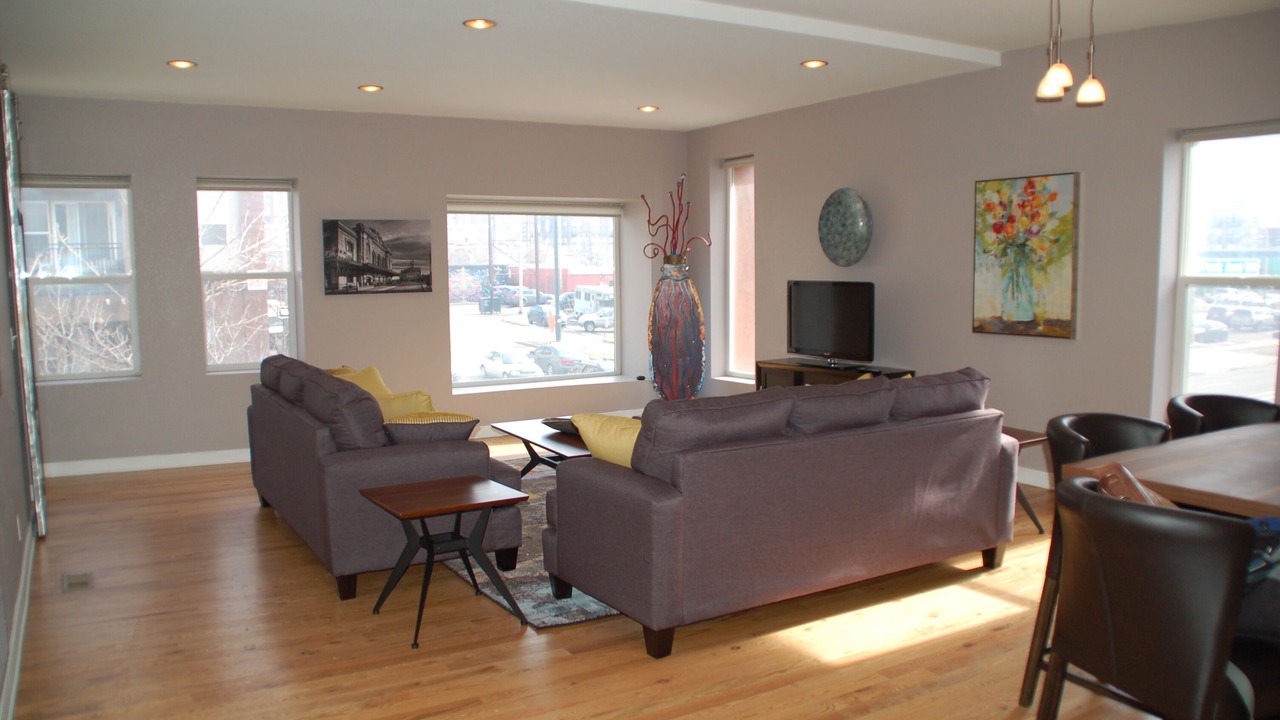 Photo of Livingroom in Cole