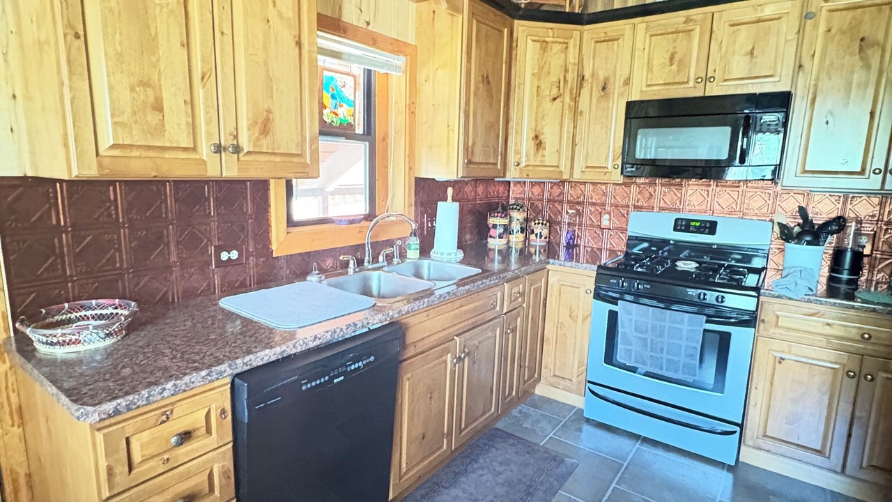 Photo of Kitchen in Cimarron