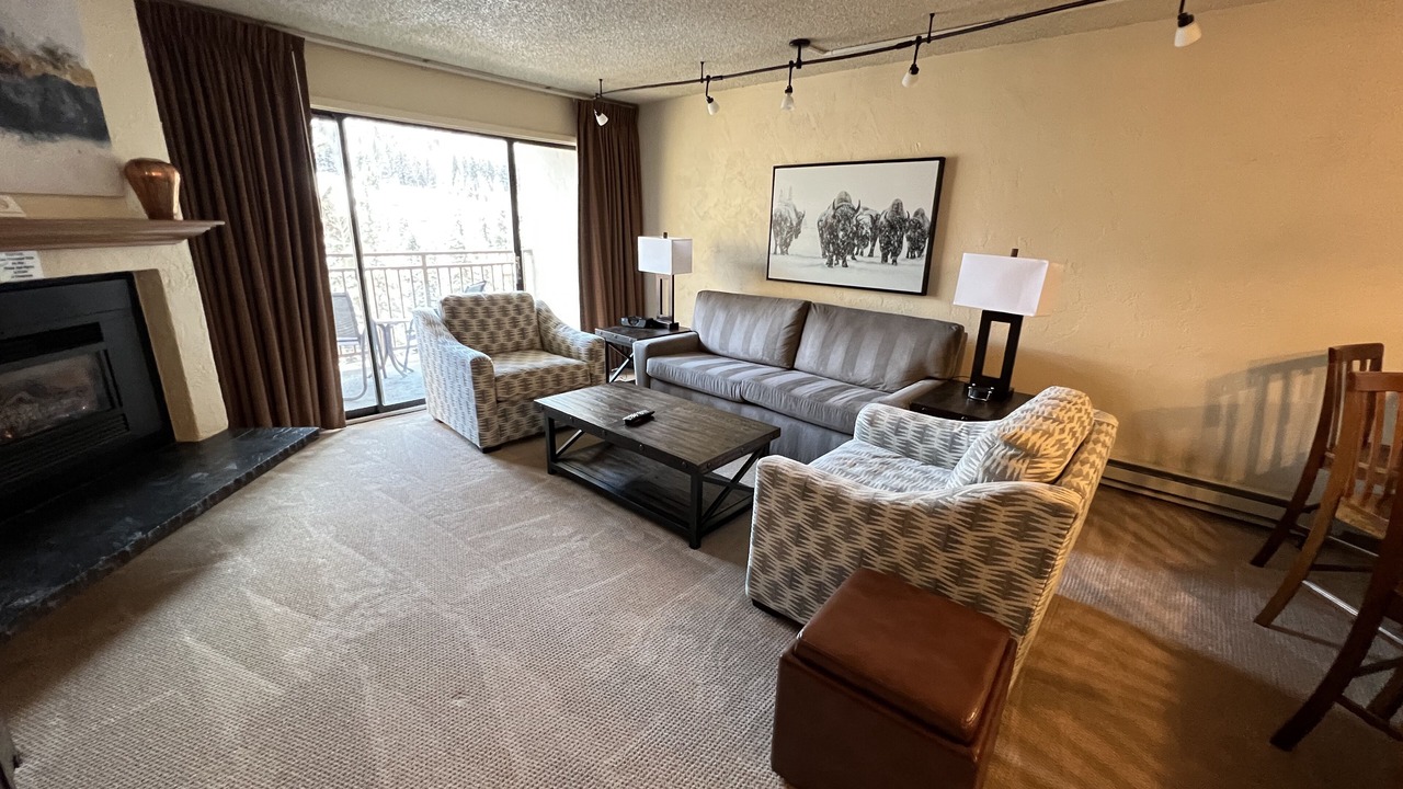 Photo of Livingroom in Vail