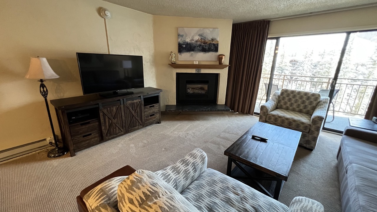 Photo of Livingroom in Vail
