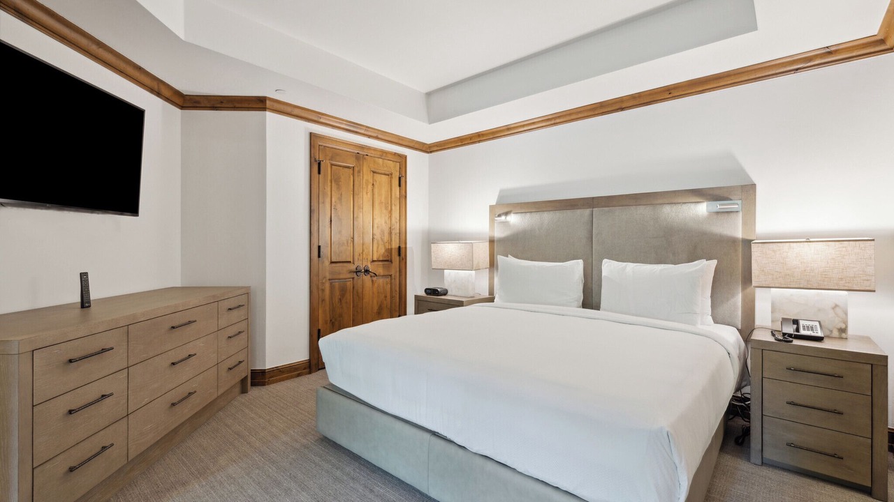 Photo of Bedroom in Downtown