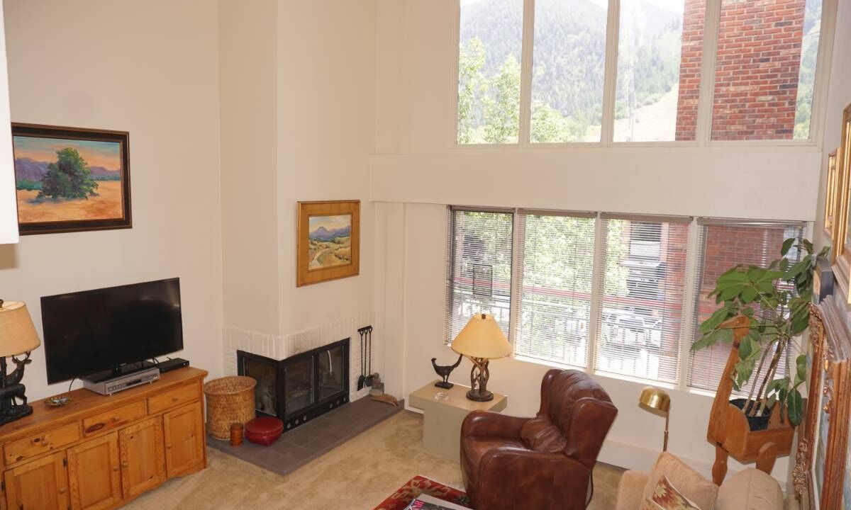 Photo of Bedroom in Aspen