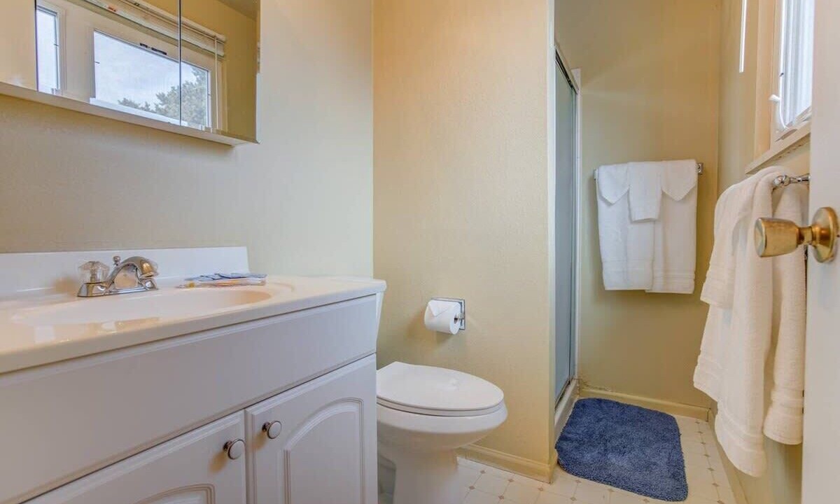 Photo of Bathroom in Northeast Colorado Springs