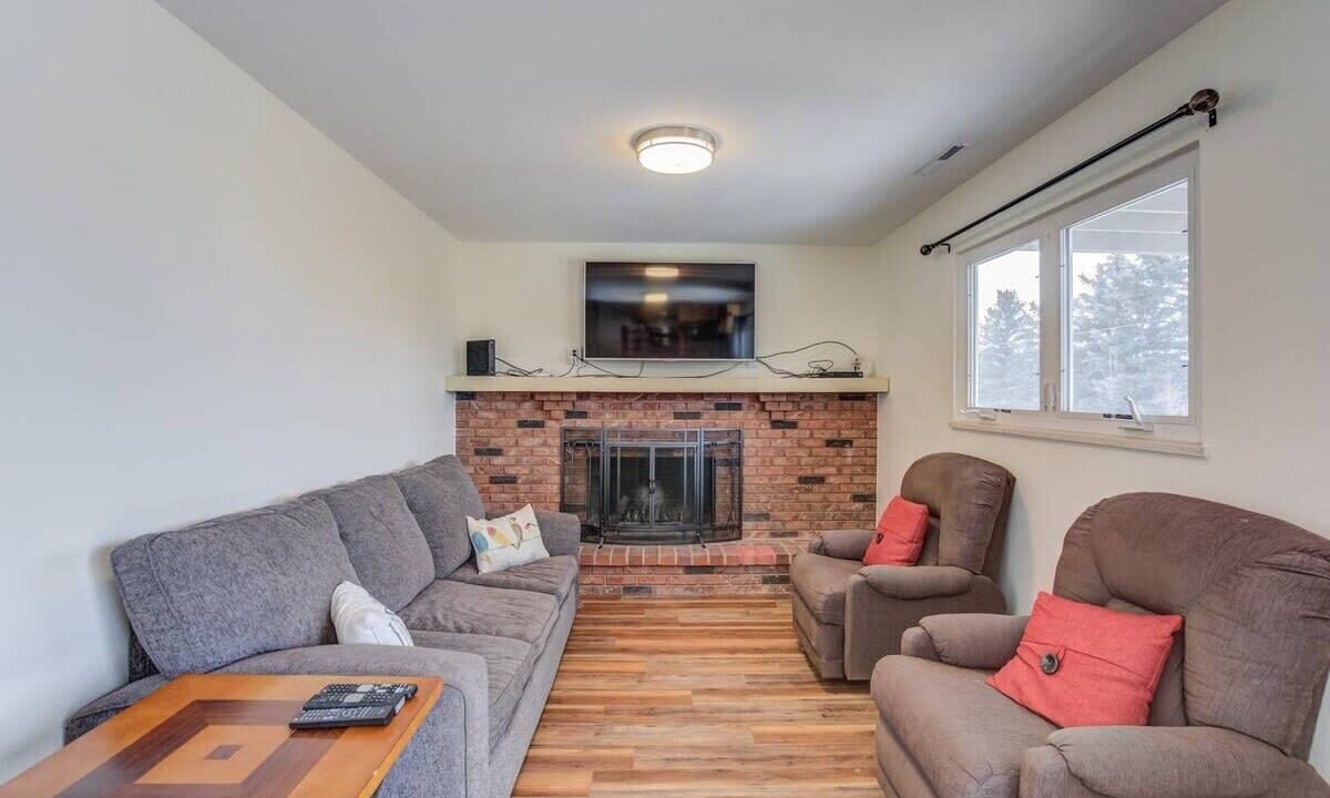 Photo of Livingroom in Northeast Colorado Springs