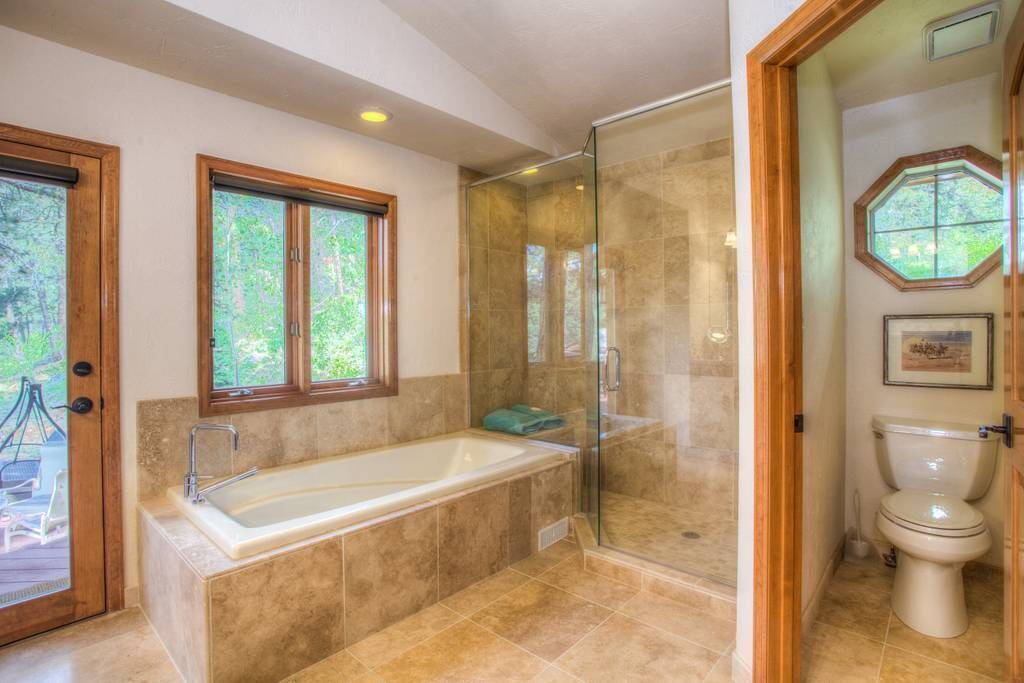 Photo of Bathroom in Pine