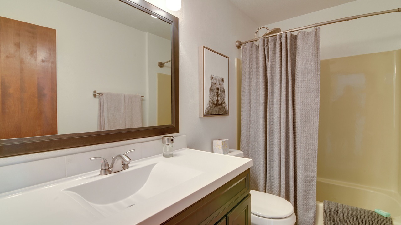 Photo of Bathroom in Silvercreek