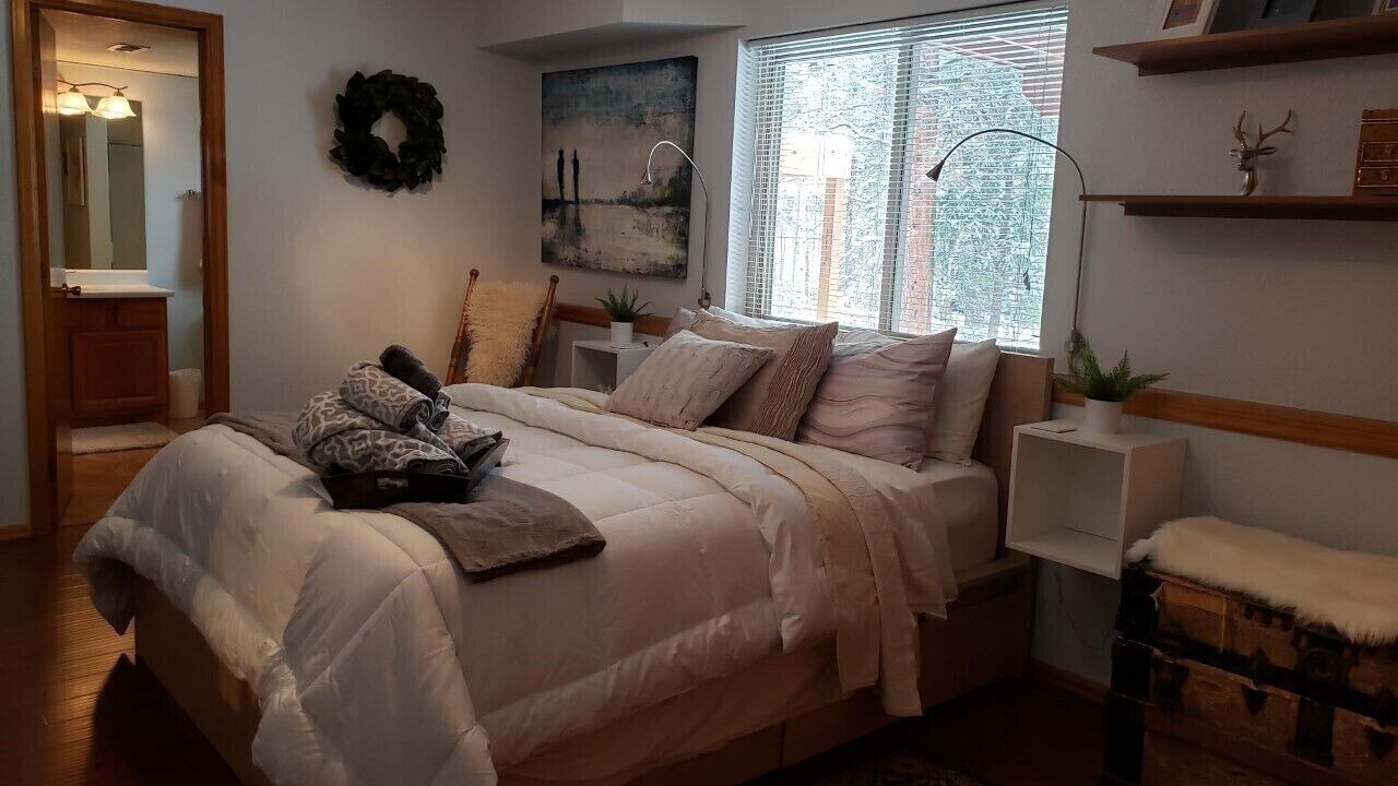 Photo of Bedroom in Woodland Park