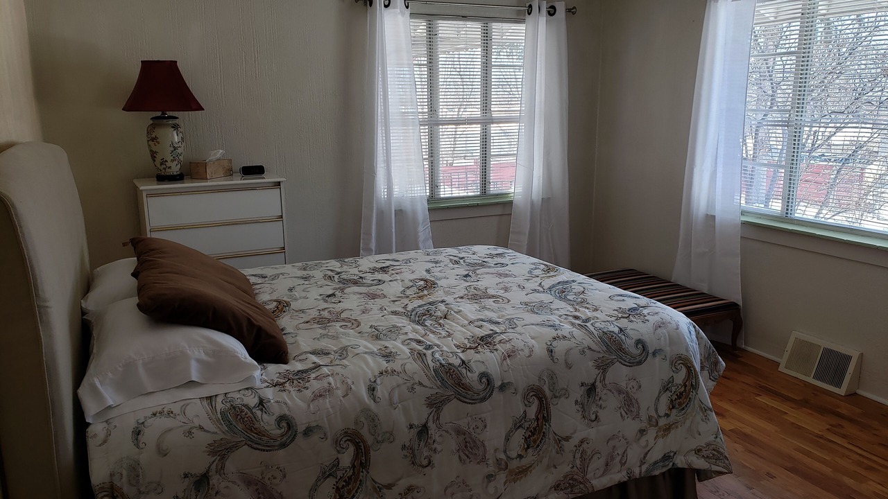 Photo of Bedroom in East Colorado Springs