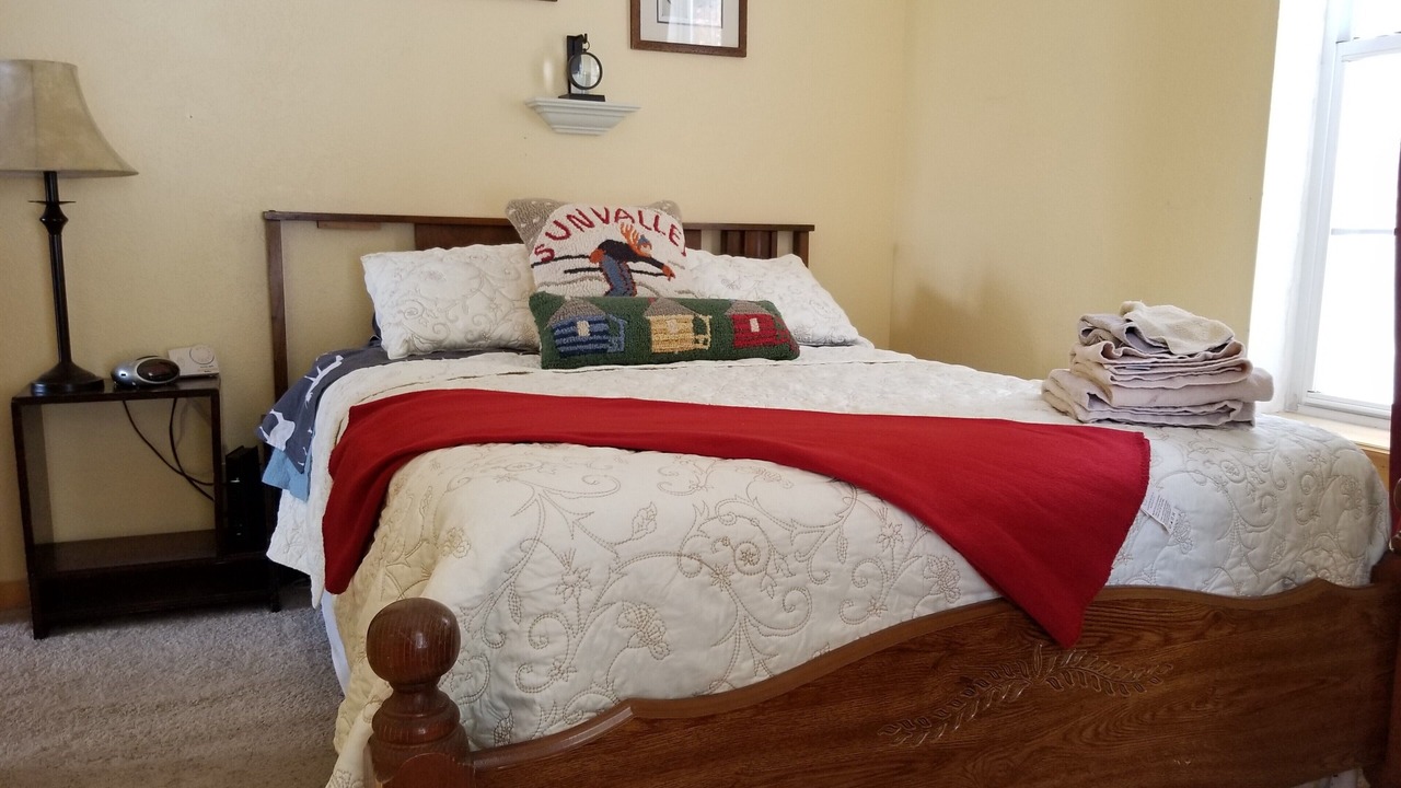Photo of Bedroom in San Juan River Village