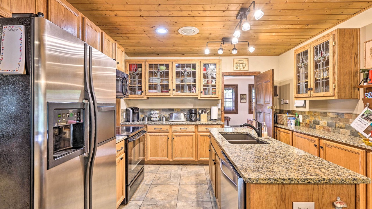 Photo of Kitchen in Historic District