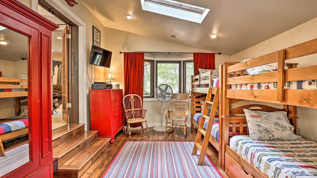 Photo of Bedroom in Historic District