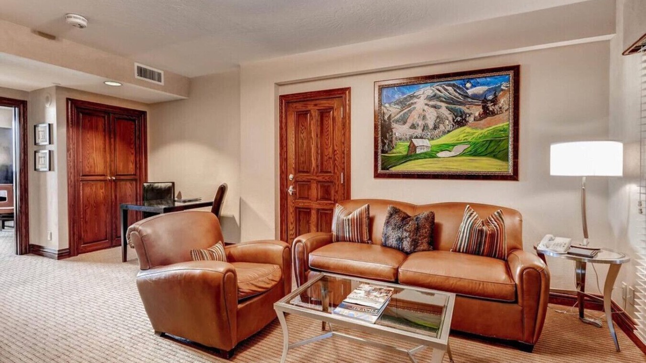 Photo of Livingroom in Beaver Creek
