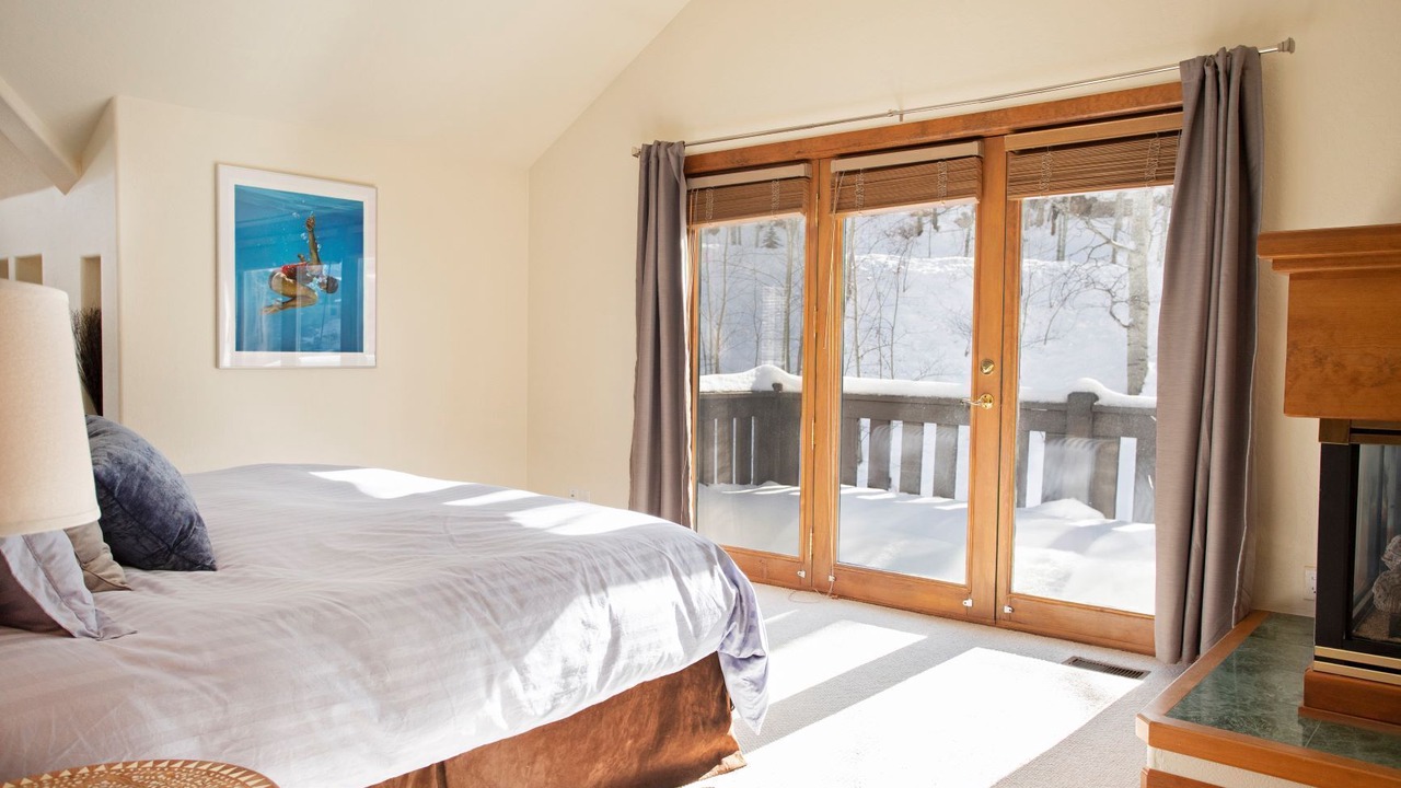 Photo of Bedroom in Highland Meadows