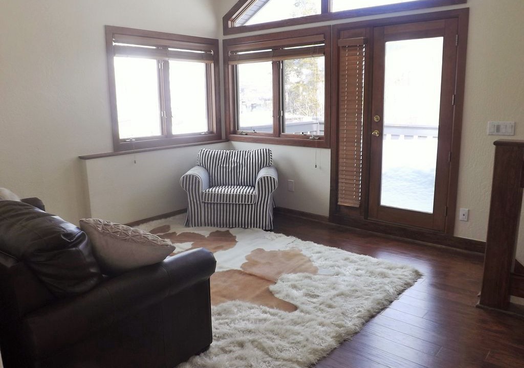 Photo of Livingroom in Highland Meadows