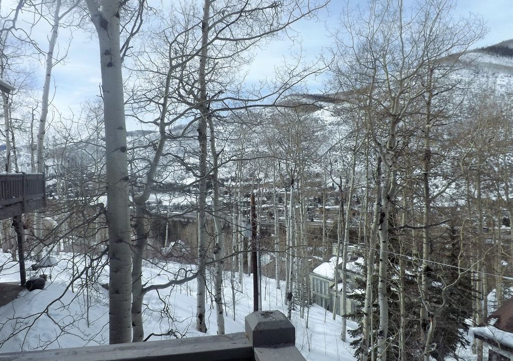 Photo of Outdoor in Highland Meadows