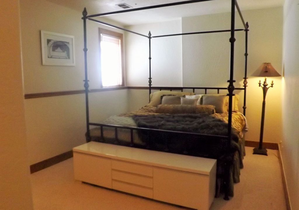 Photo of Bedroom in Highland Meadows