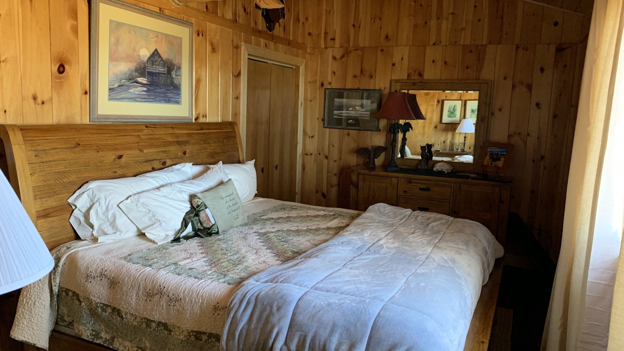 Photo of Bedroom in Westcliffe
