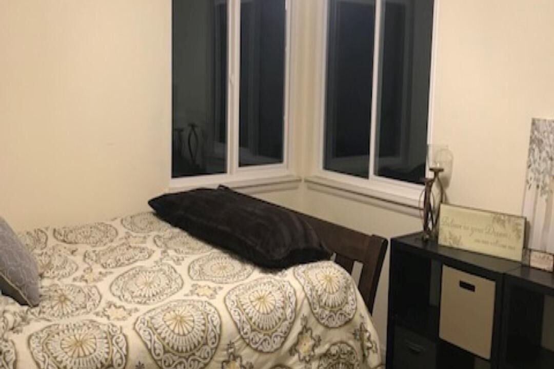 Photo of Bedroom in Northridge